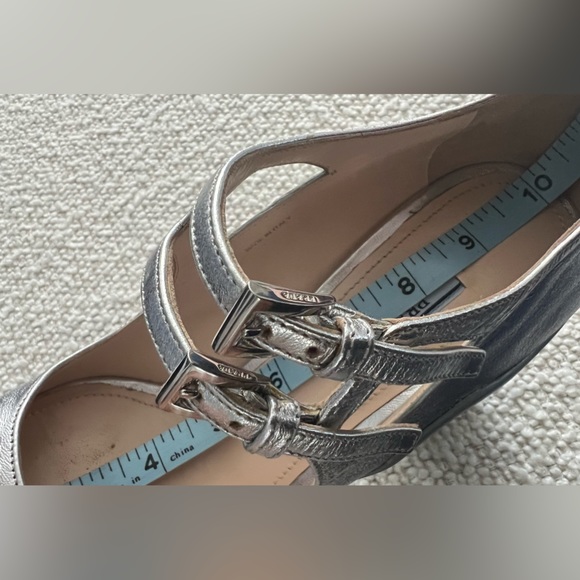 Prada metallic silver leather dual strap mary jane shoes with block heel. - Picture 11 of 14